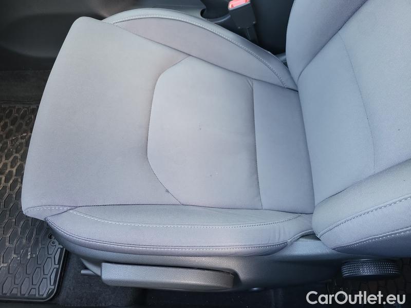 Hyundai  i30   cw (PD)(2017->)  kom.1.5T-GDI Smart AT 5d #15