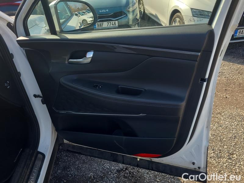  Hyundai  Santa Fe Santa  Fe (TM)(2020)  2.2CRDi Style 4x4 AT #7