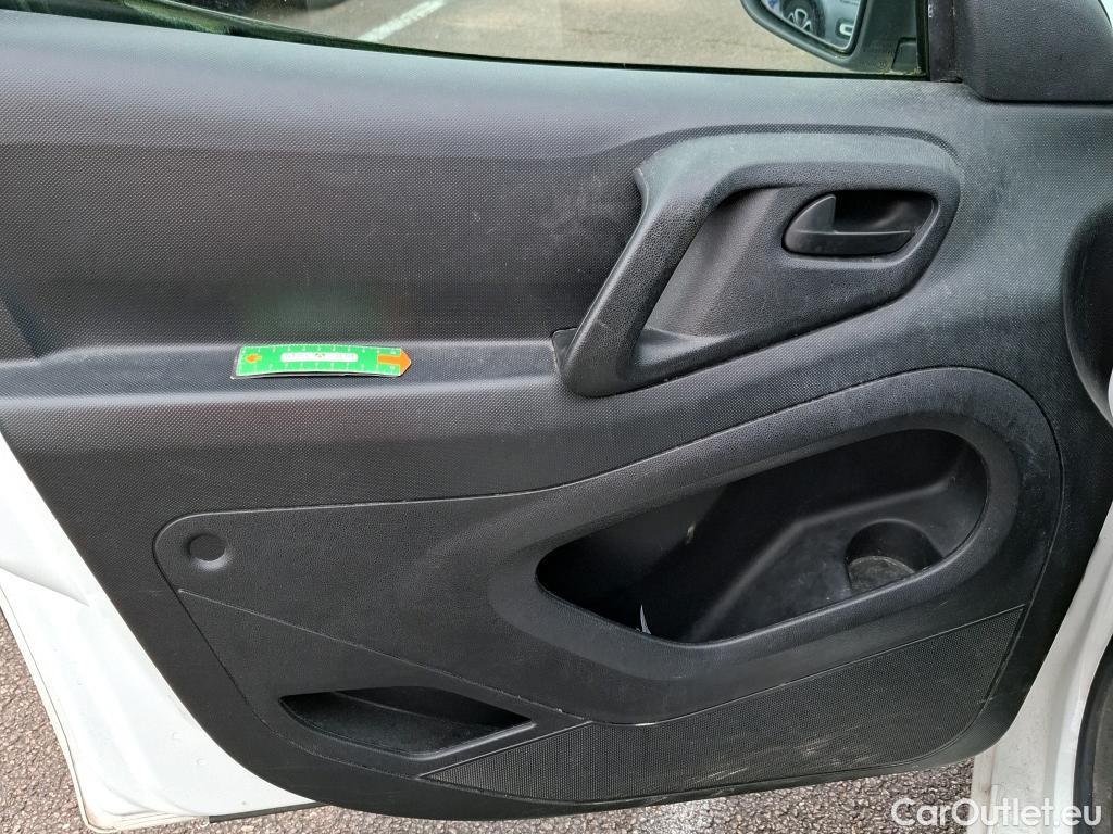  Citroen  Berlingo  Fourgon Business L1 (Court) 1.6 BlueHDi 100CV BVA6 E6 #68