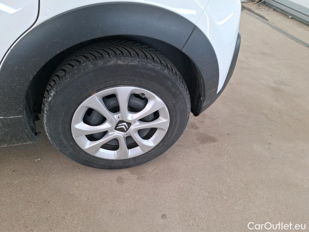  Citroen  C3  Société Feel Business R 1.5 BlueHDI 100CV BVM5 E6dT #12