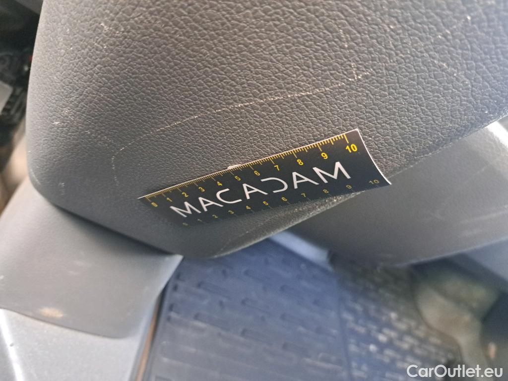  Volkswagen  Crafter VOLKSWAGEN  / 2017 / 4P / Fourgon tôlé 2.0 TDI 140 35 L3H3 4MO Procab Busi Line #21