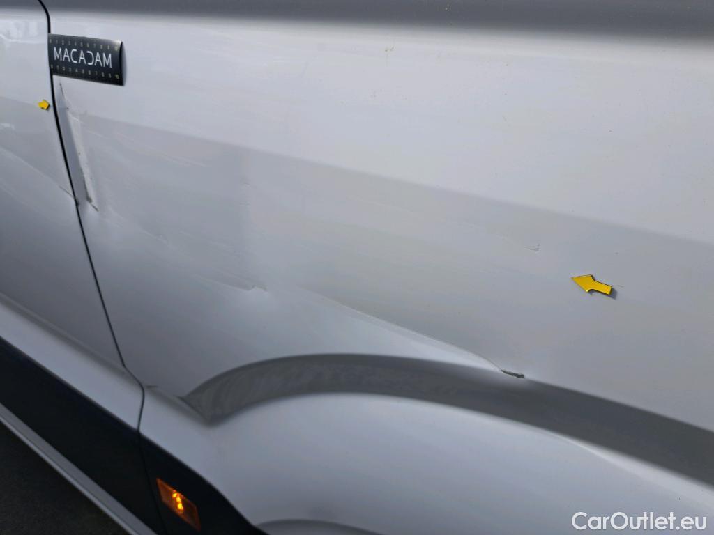  Volkswagen  Crafter VOLKSWAGEN  / 2017 / 4P / Fourgon tôlé 2.0 TDI 140 35 L3H3 4MO Procab Busi Line #4