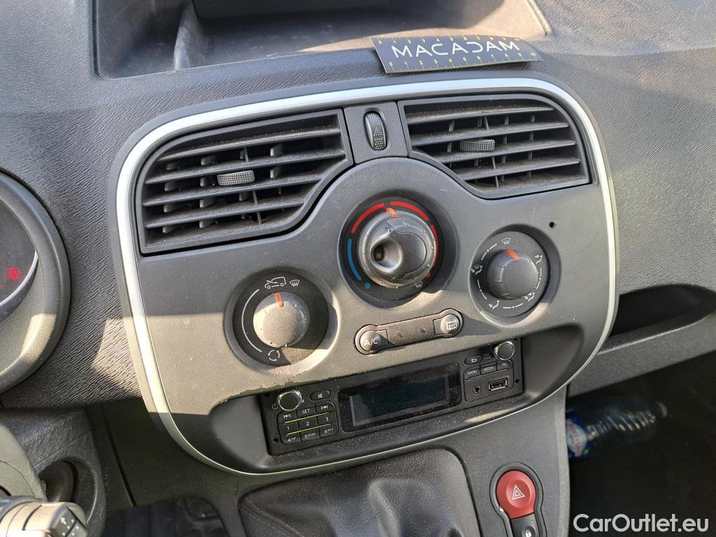  Renault  Kangoo  Express Grand Confort (L1) 1.5 dCi 90CV BVM5 E6 #40
