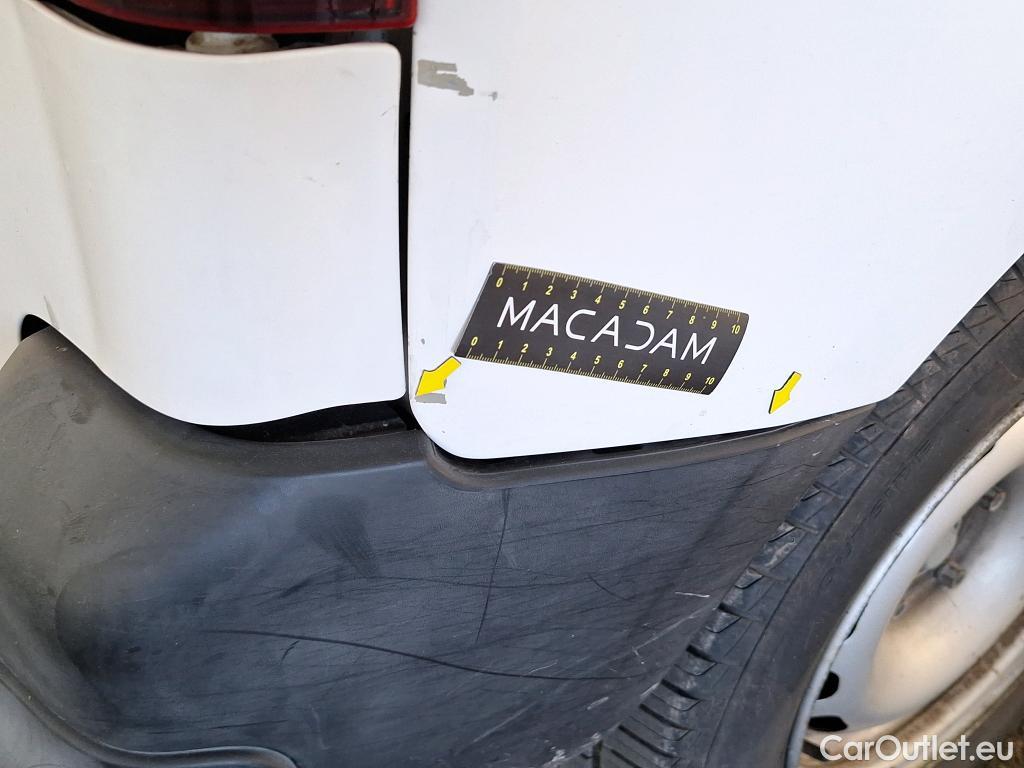  Citroen  Berlingo  Fourgon Club L1 (Court) 1.6 BlueHDi 100CV BVM5 E6 #84