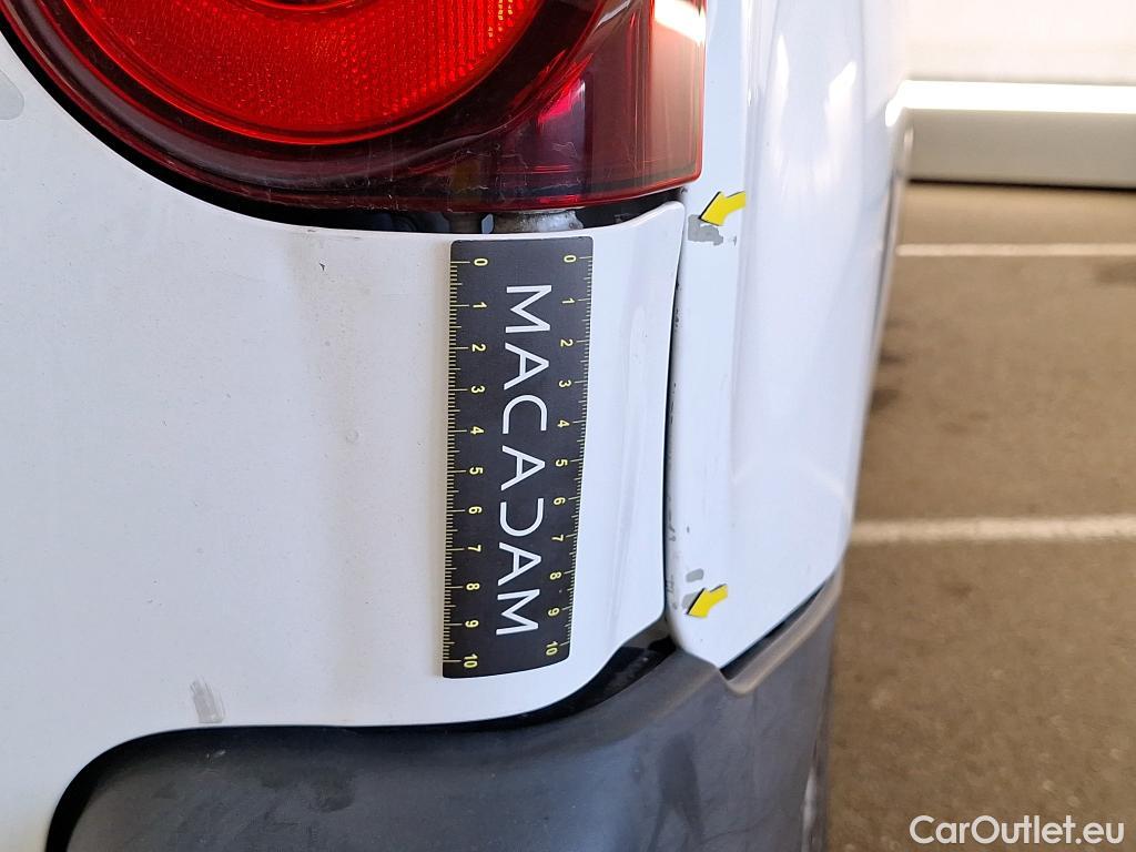  Citroen  Berlingo  Fourgon Club L1 (Court) 1.6 BlueHDi 100CV BVM5 E6 #24