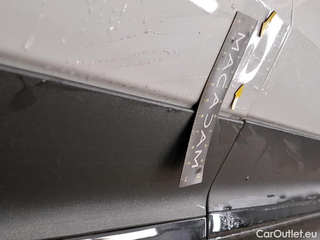  Mercedes  GLB MERCEDES-BENZ  / 2019 / 5P / SUV  200 d Business Line #19