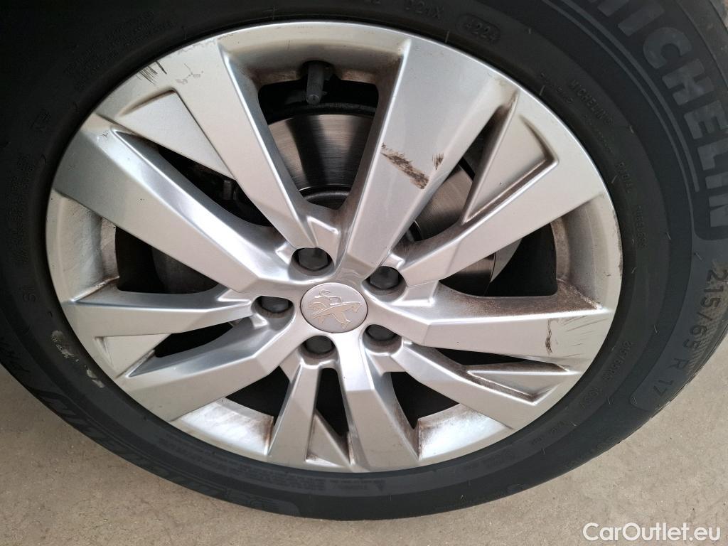  Peugeot  5008  Active Business 1.2 PureTech 130CV BVA8 E6d #10