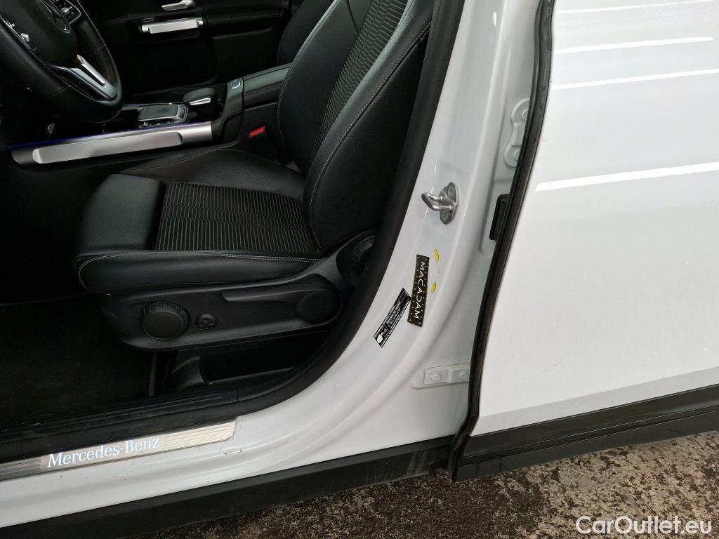  Mercedes  GLB MERCEDES-BENZ  / 2019 / 5P / SUV  200 d Business Line #18