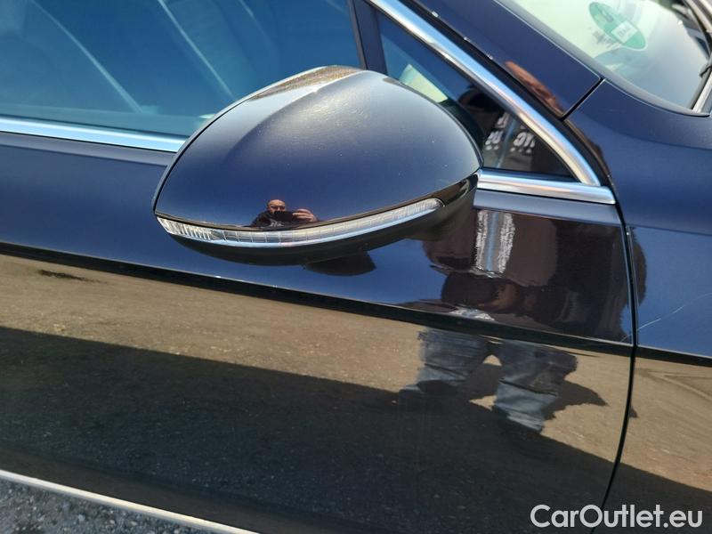  Volkswagen  Passat  Variant (CB5) (2019) Pas.Var.2.0TDI 110 Elegance #23