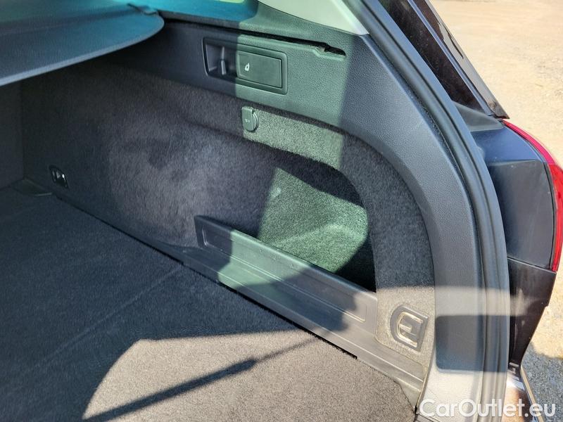  Volkswagen  Passat  Variant (CB5) (2019) Pas.Var.2.0TDI 110 Elegance #30