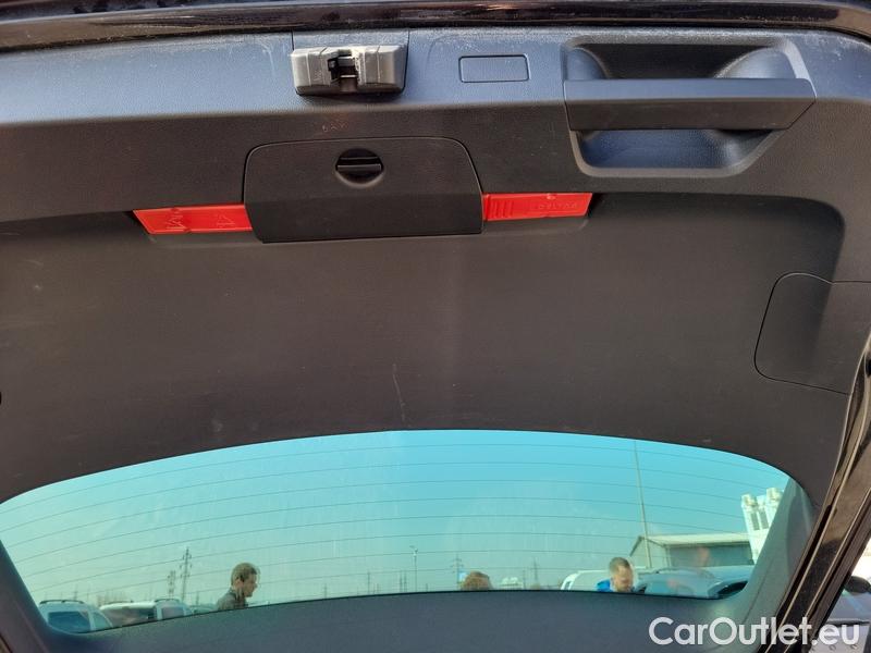  Volkswagen  Passat  Variant (CB5) (2019) Pas.Var.2.0TDI 110 Elegance #31