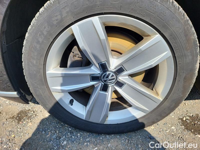  Volkswagen  Passat  Variant (CB5) (2019) Pas.Var.2.0TDI 110 Elegance #4