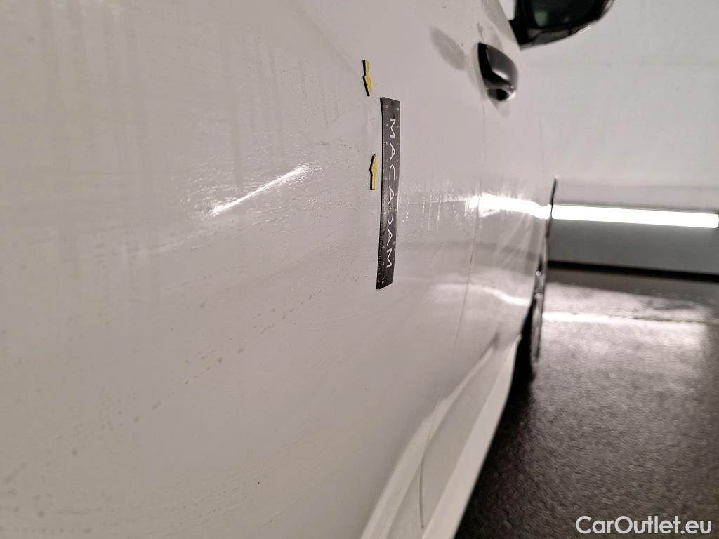  Peugeot  208  Premium 1.5 HDi 100CV BVM6 E6d #17