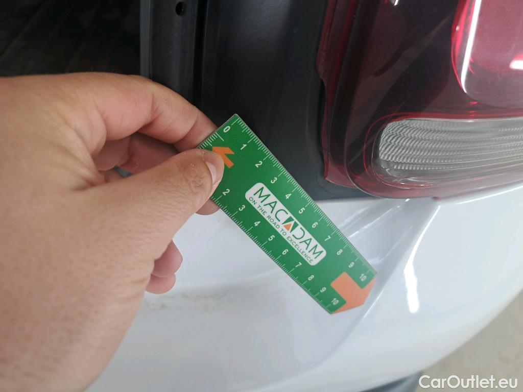  Citroen  C3  Société Feel Nav 1.2 PureTech 80CV BVM5 E6 #16