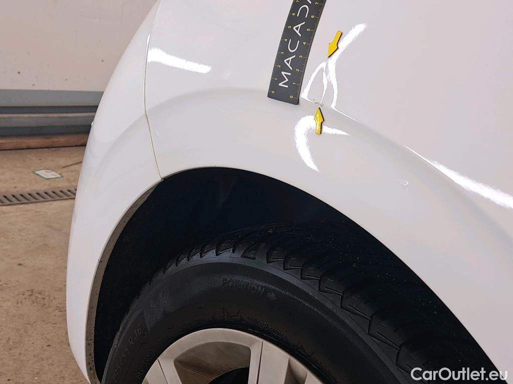  Peugeot  208 PEUGEOT  / 2015 / 5P / Berline &BLUEHDI 100 S&S ALLURE BUSINESS #10