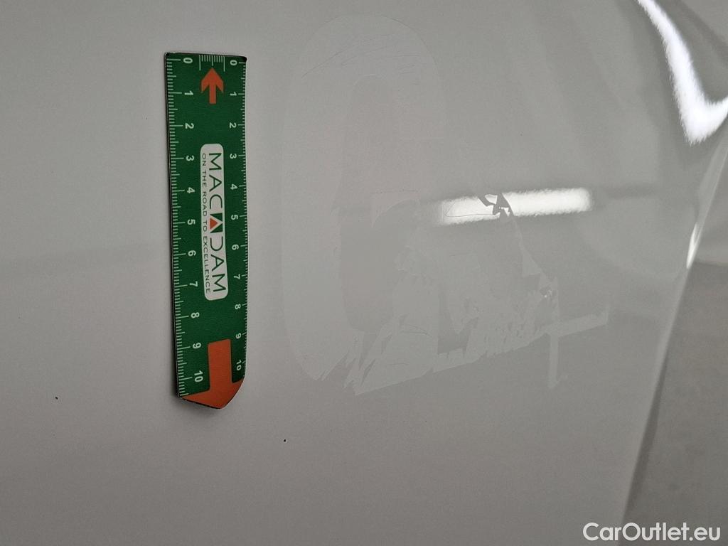  Citroen  C4  Berline Live Pack Business R 1.5 BlueHDI 110CV BVM6 E6d / TRANSFO VP/VF #2