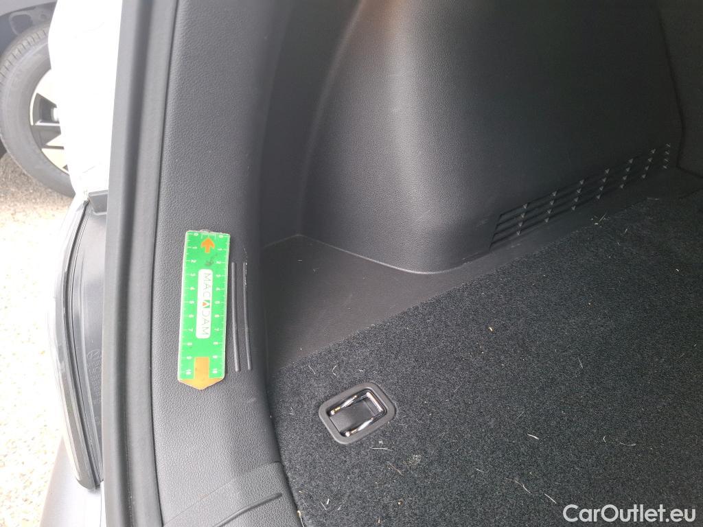  Hyundai  Konna Kona Creative Hybrid 2WD 1.6 GDI 140CV BVA6 E6d #18
