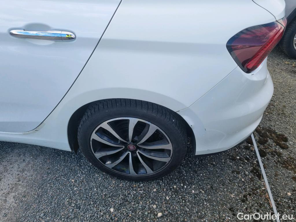  Fiat  Tipo FIAT  5p Berline 1.4 95ch Lounge #12