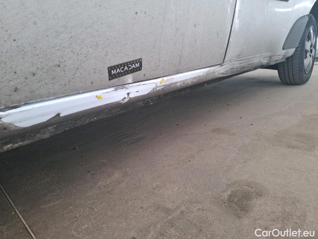  Renault  Kangoo  Express Maxi Extra (Série Spéciale) 1.5 dCi 90CV BVM5 E6 #2