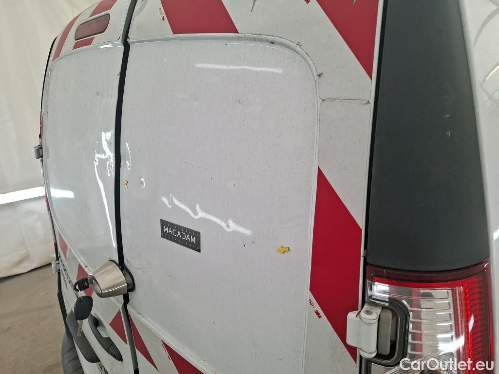  Renault  Kangoo  Express Maxi Extra (Série Spéciale) 1.5 dCi 90CV BVM5 E6 #26