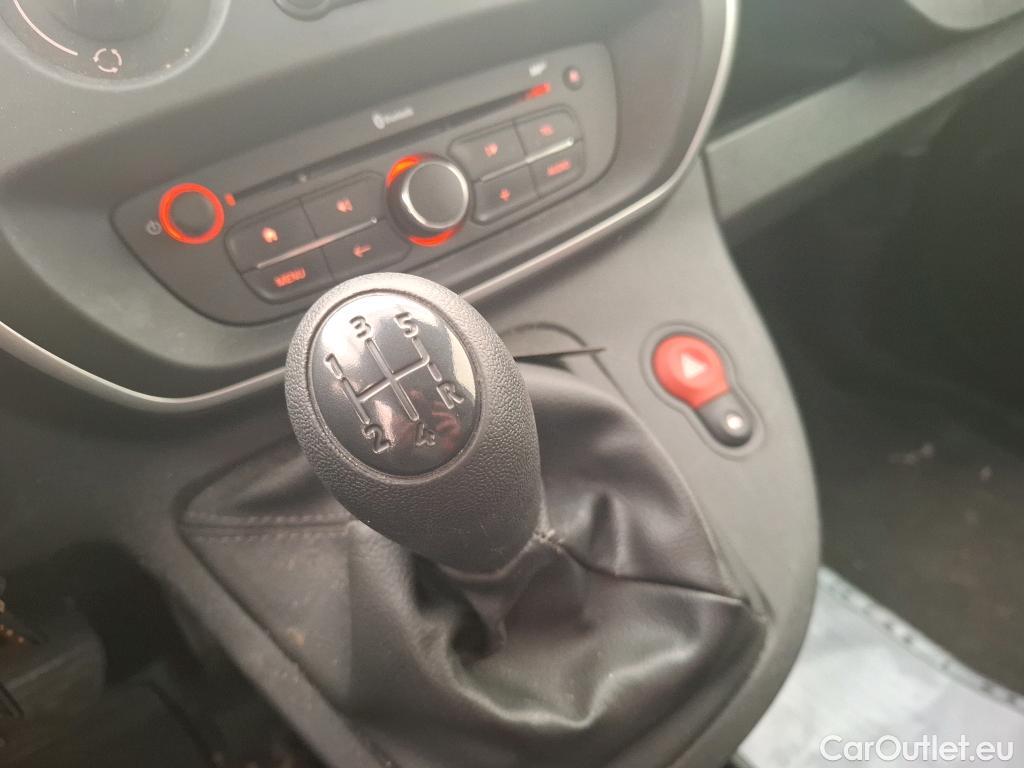  Renault  Kangoo  Express Maxi Extra (Série Spéciale) 1.5 dCi 90CV BVM5 E6 #87