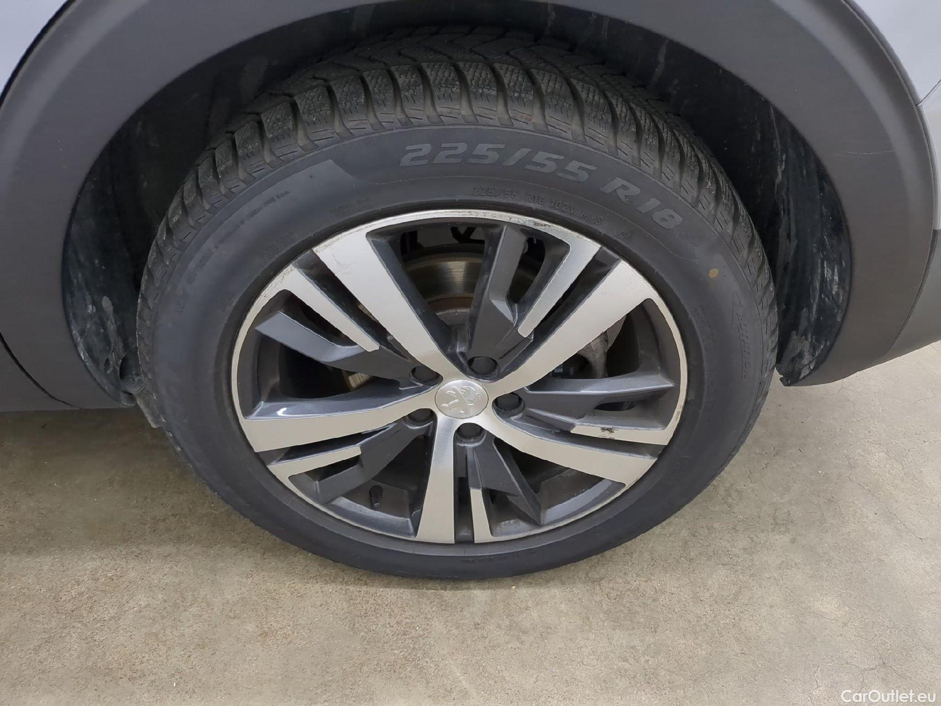  Peugeot  5008  Allure Pack 1.5 HDi 130CV BVA8 7 Sieges E6d #15