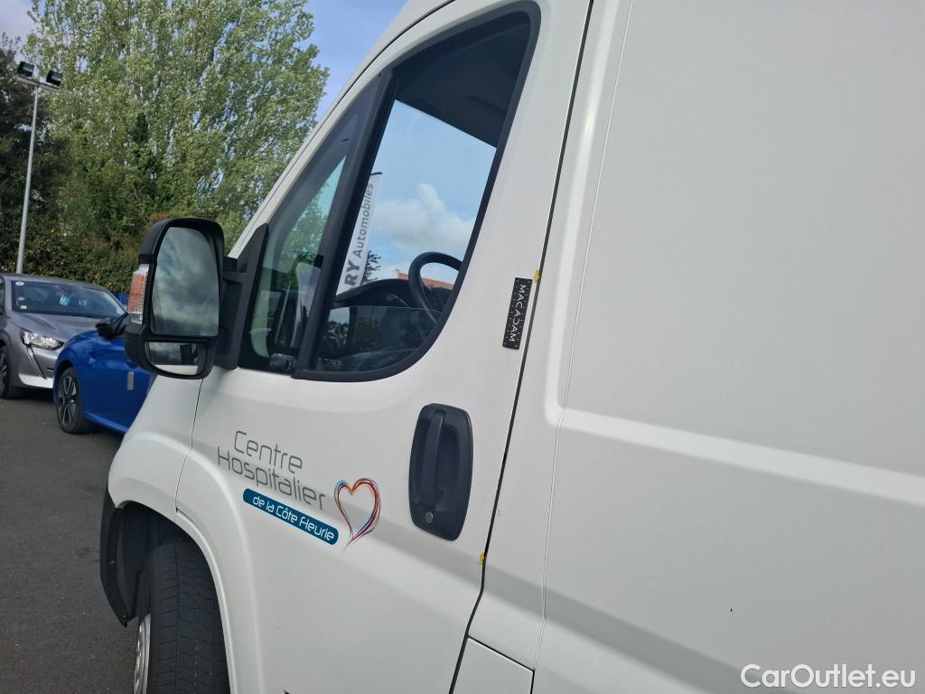 Peugeot  Boxer PEUGEOT  / 2014 / 4P / Fourgon tôlé BLUEHDI 110 PREMIUM 333 L2H2 #10