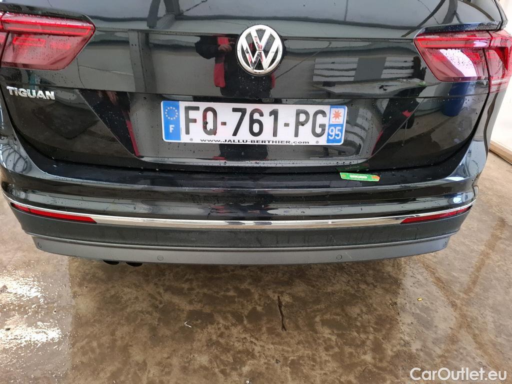  Volkswagen  Tiguan VOLKSWAGEN  / 2016 / 5P / SUV 1.5 TSI 150 EVO DSG7 Carat #22