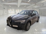  Alfa Romeo   STELVIO ALFA ROMEO / 2017 / 5P / SUV 2.2 TURBO DIESEL 190CV BUSINESS AT8 Q4 