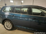  Volkswagen  Passat VOLKSWAGEN  / 2019 / 5P / STATION WAGON VAR. 2.0TDI SCR EVO 110KW BUSIN. BMT DSG #93