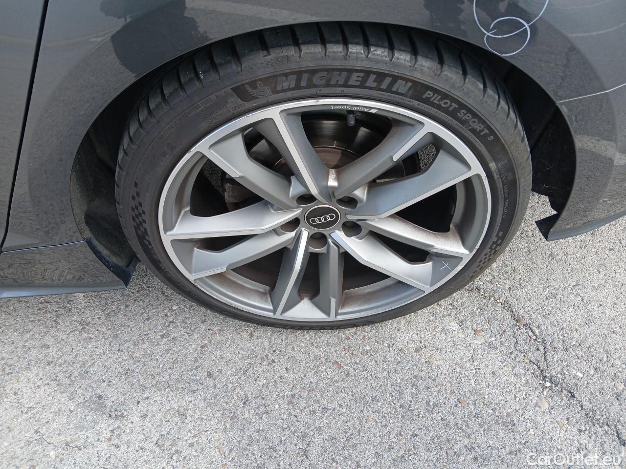  Audi  A5 Sportback AUDI A5 / 2019 / 5P / berlina con portón B.Line 35 TDI 120kW S tronic Sportback #19