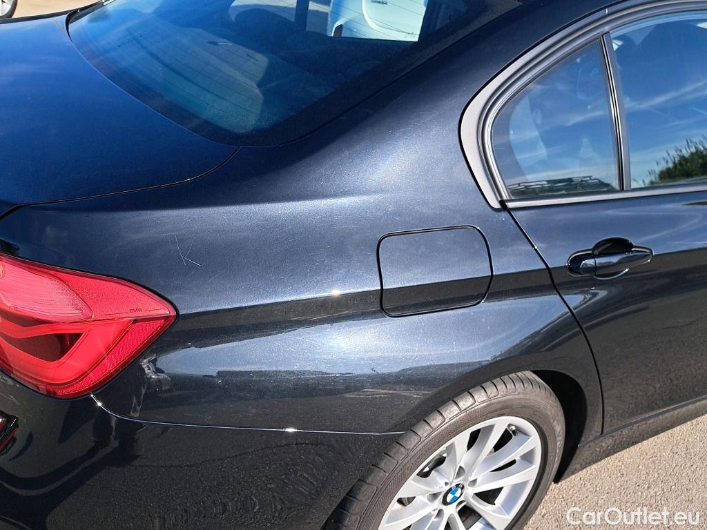  Bmw  Serie 3 BMW  / 2015 / 4P / sedán 318dA Business #7