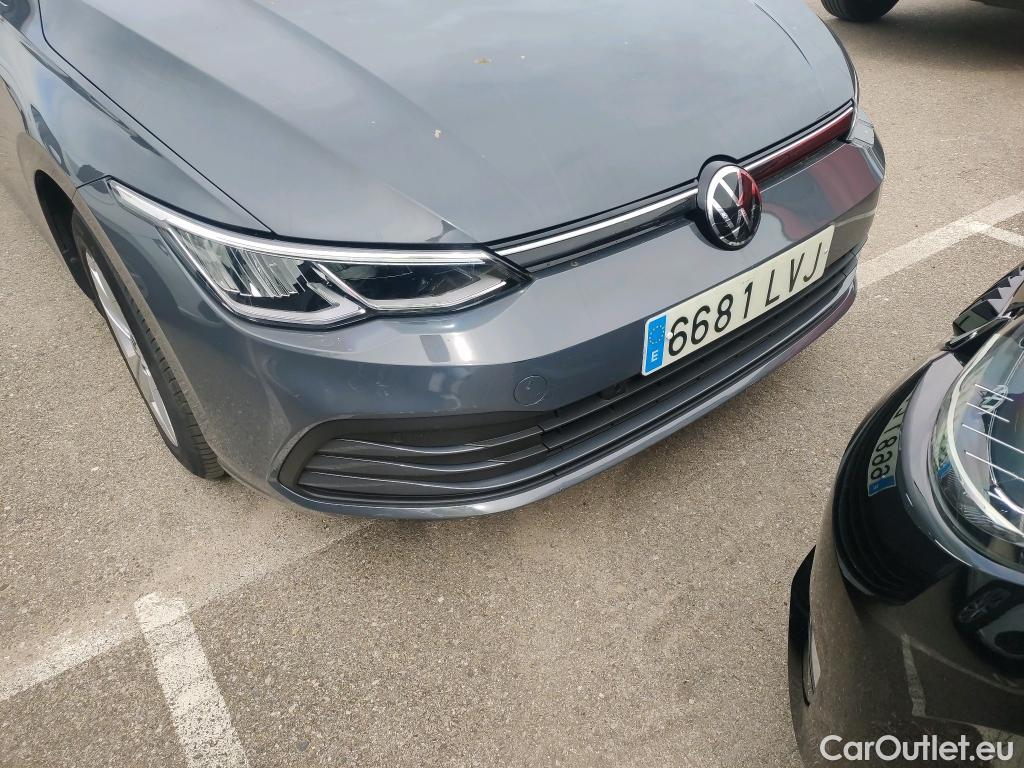  Volkswagen  Golf  VIII Variant Life 2.0 TDI 115CV AT7 E6d #15