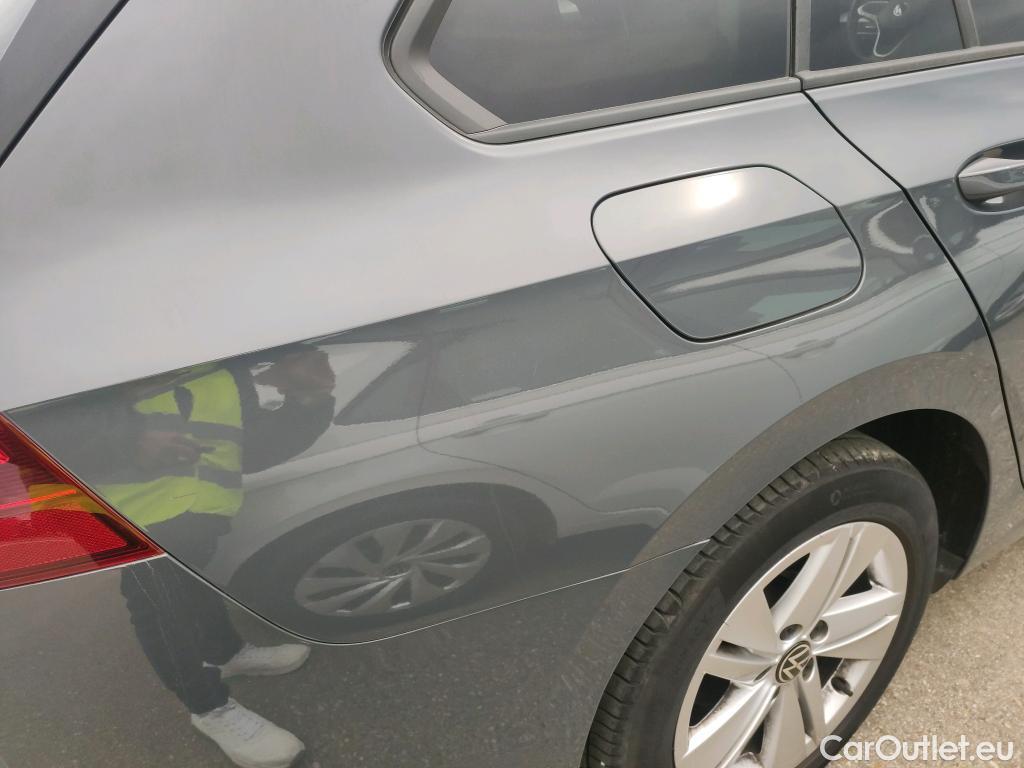  Volkswagen  Golf  VIII Variant Life 2.0 TDI 115CV AT7 E6d #3