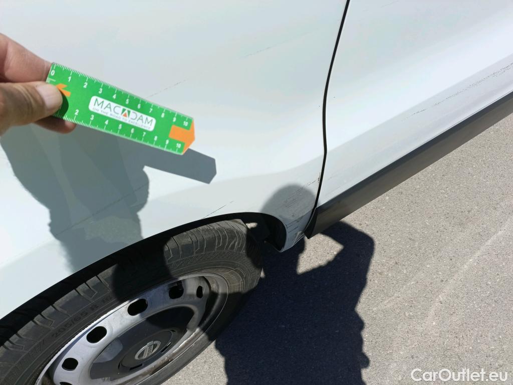  Land Rover  Discovery NISSAN NV300 / 2016 / 5P / furgón 2.0dCi 88kW L1H1 Optima Pta Izq #5