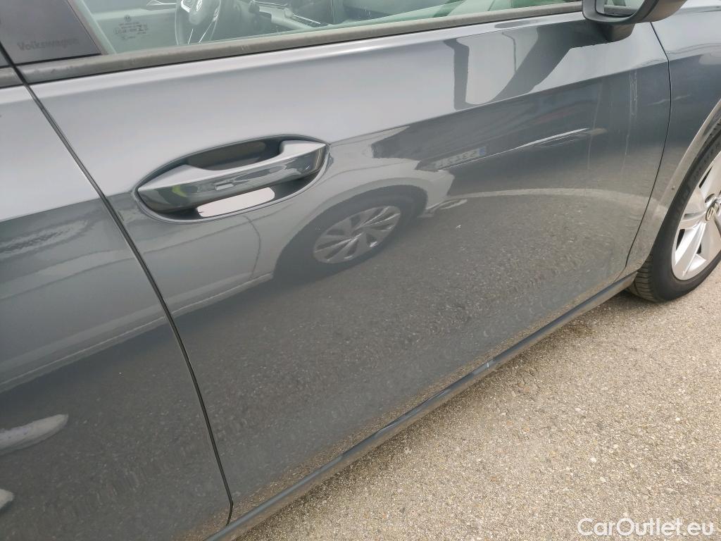  Volkswagen  Golf  VIII Variant Life 2.0 TDI 115CV AT7 E6d #27