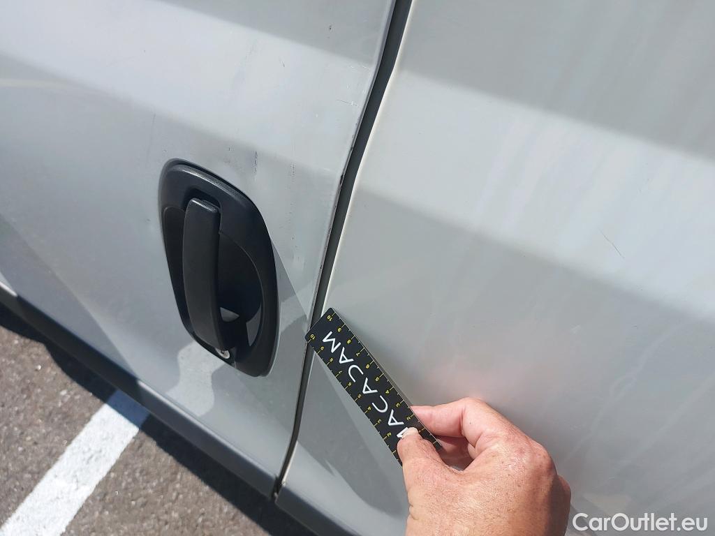  Fiat  Doblo FIAT Doblò Cargo/2015/3P/furgón derivado de turismo Cargo Base 1.3 Multijet 70kW (95CV) #7