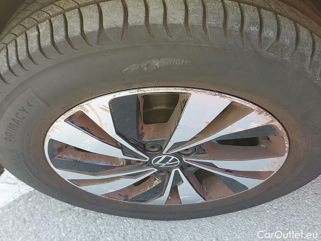  Volkswagen  Polo  VI Advance 1.6 TDI 95CV MT5 E6dT #9