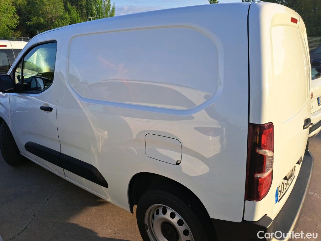  Land Rover  Discovery PEUGEOT Partner / 2018 / 4P / furgón derivado de turismo Premium Standard 1000kg BlueHDi 73kW #6