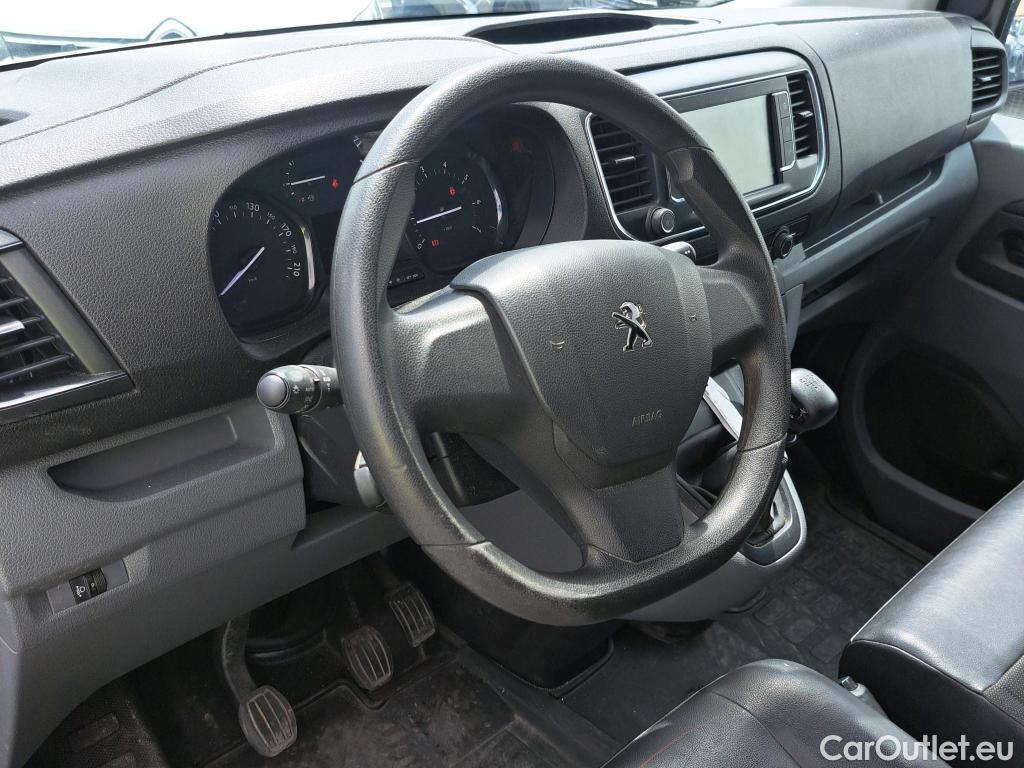  Peugeot  Expert PEUGEOT  / 2016 / 4P / furgón Furgón Premium 1.5 BlueHDi 120 Standard #39