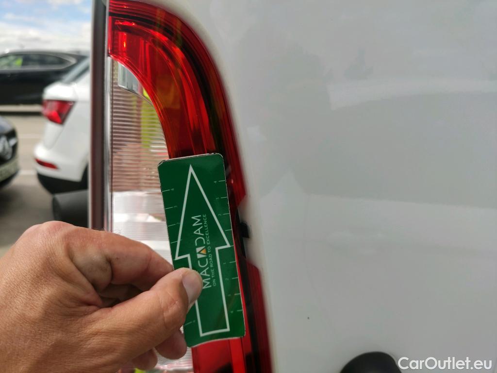  Opel  Movano OPEL  / 2019 / 4P / furgón 2.3 CDTI S/S 110kW (150CV) L2 H2 F 3.5t #2