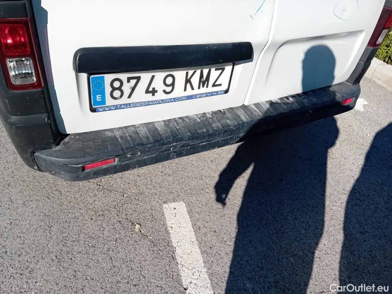  Renault  Trafic  III Furgón L1H1 2 7t 1.6 dCi 120CV MT6 E6 #38