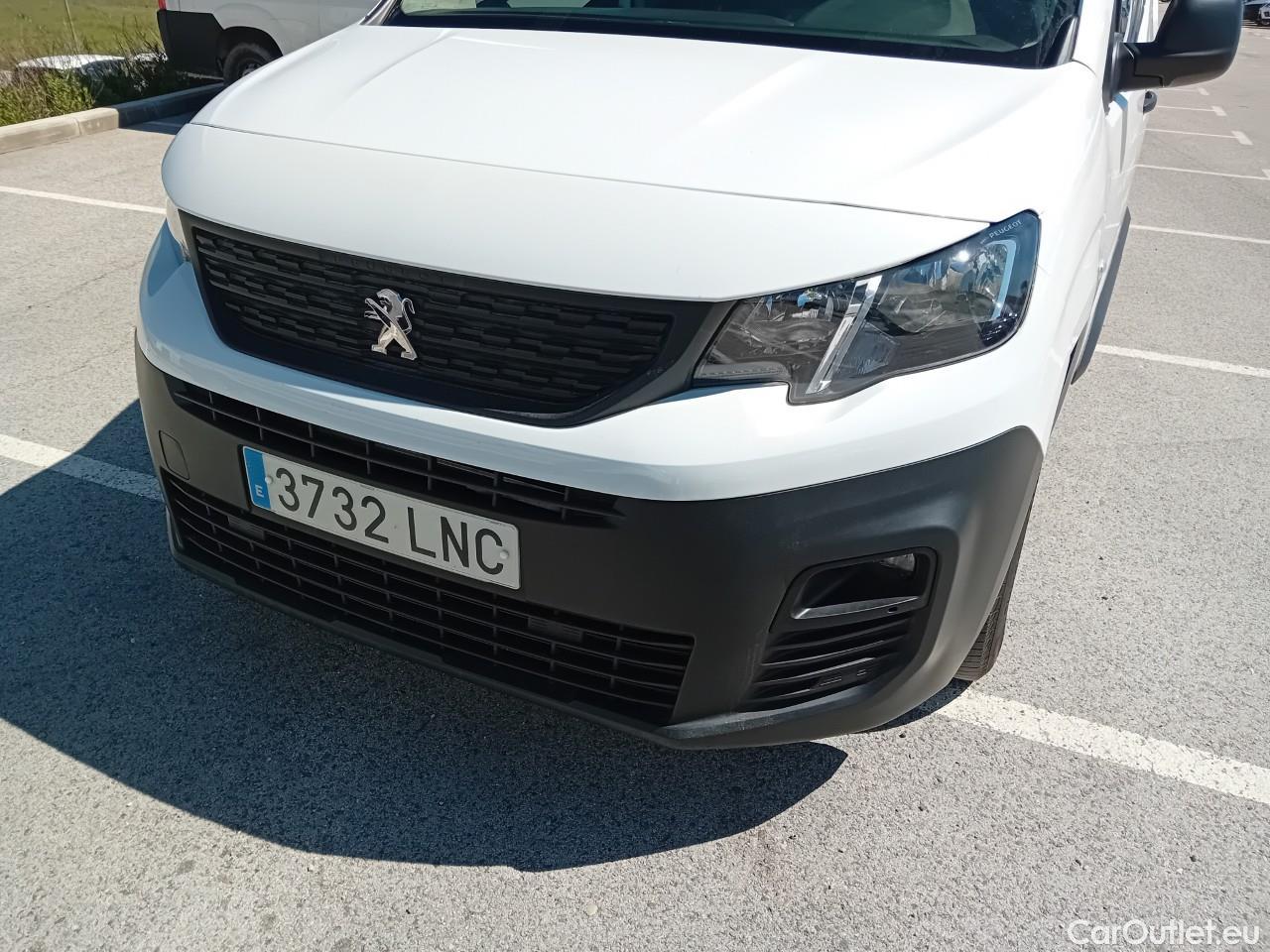  Peugeot  Partner PEUGEOT  / 2018 / 3P / furgón derivado de turismo Pro Standard 600kg BlueHDi 73kW #5