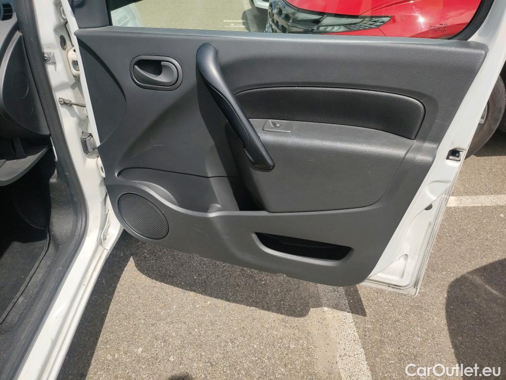  Renault  Kangoo  II Furgón Professional 1.5 dCi 80CV MT6 E6dT #28
