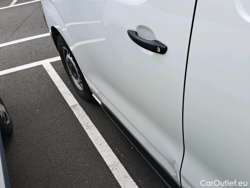  Peugeot  Expert PEUGEOT  / 2016 / 4P / furgón Furgón Premium 1.5 BlueHDi 120 Standard #10