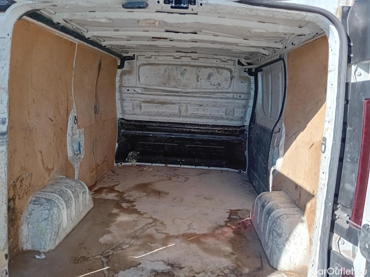  Renault  Trafic  III Furgón L1H1 2 7t 1.6 dCi 120CV MT6 E6 #10