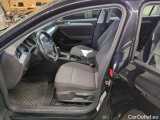  Volkswagen  Passat VARIANT 2.0 TDI SCR DSG  #9