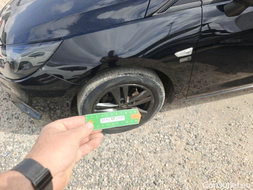  Opel  Astra OPEL  / 2019 / 5P / berlina con portón 1.5D DVC 77kW (105CV) 2020 #35