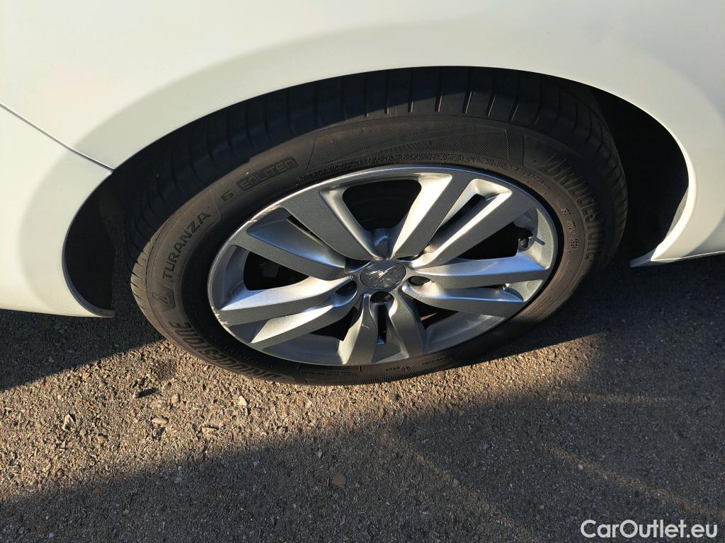  Peugeot  308  SW Active Pack 1.5 HDi 130CV MT6 E6d #24
