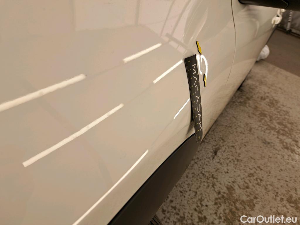  Citroen  C4 Cactus  Feel Business 1.2 PureTech 110CV BVM6 E6d #29